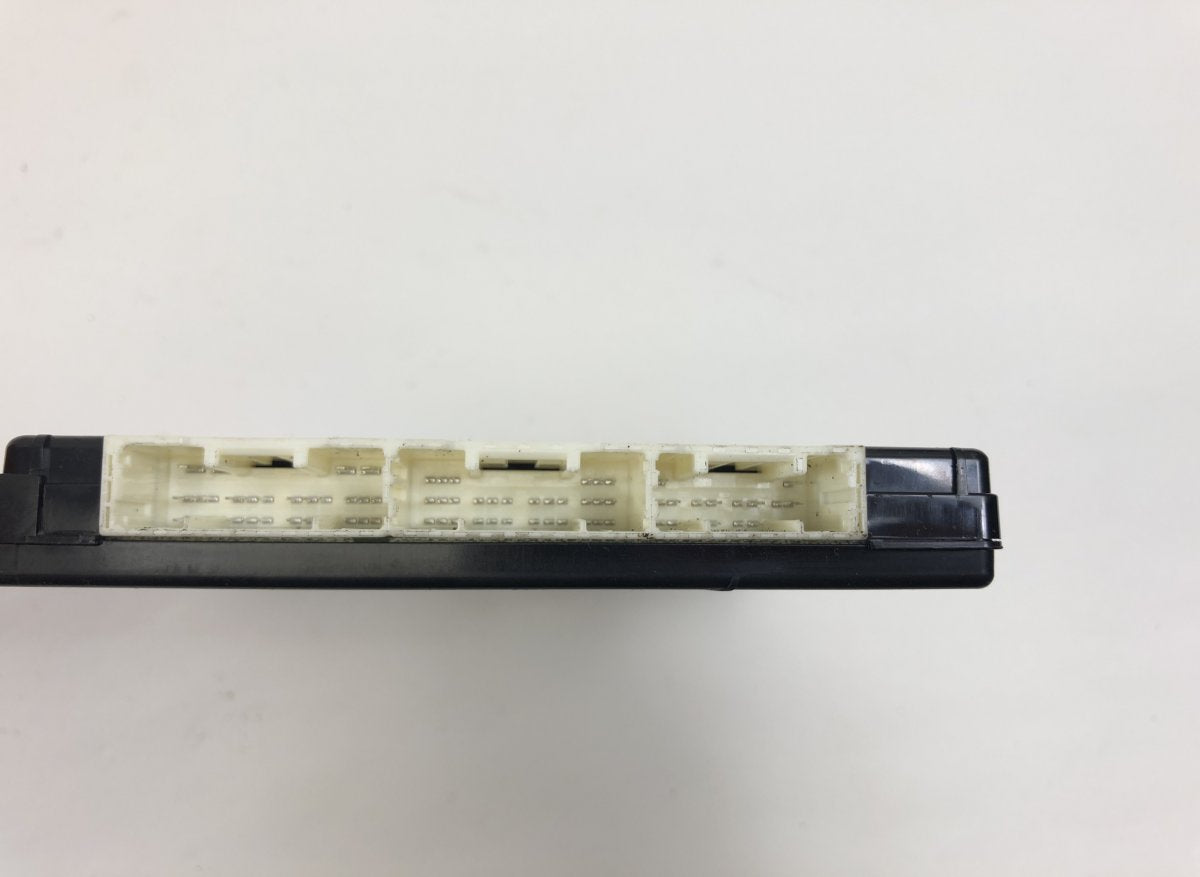 2380003811 238000-3811 Body control module (BCM) LEXUS GS IV (2011-2020)