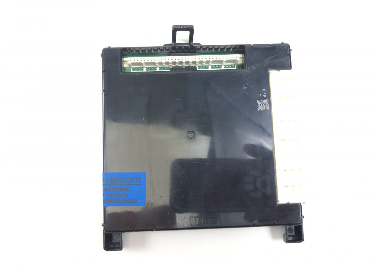 2380003811 238000-3811 Body control module (BCM) LEXUS GS IV (2011-2020)