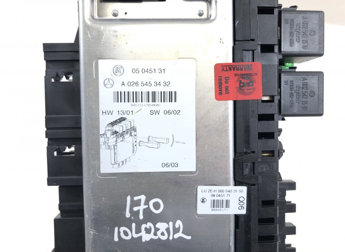 05045139 05045135 05045131 Fuse box MERCEDES-BENZ SL-CLASS (R230) (2001-2012)