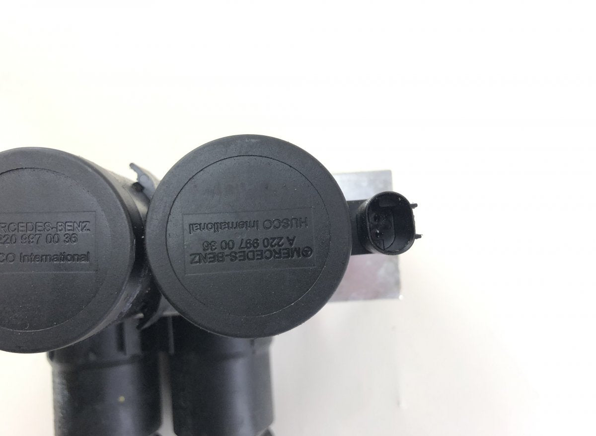 A2203200358 A2203201258 Air suspension / self-levelling suspension, other MERCEDES-BENZ SL-CLASS (R230) (2001-2012)