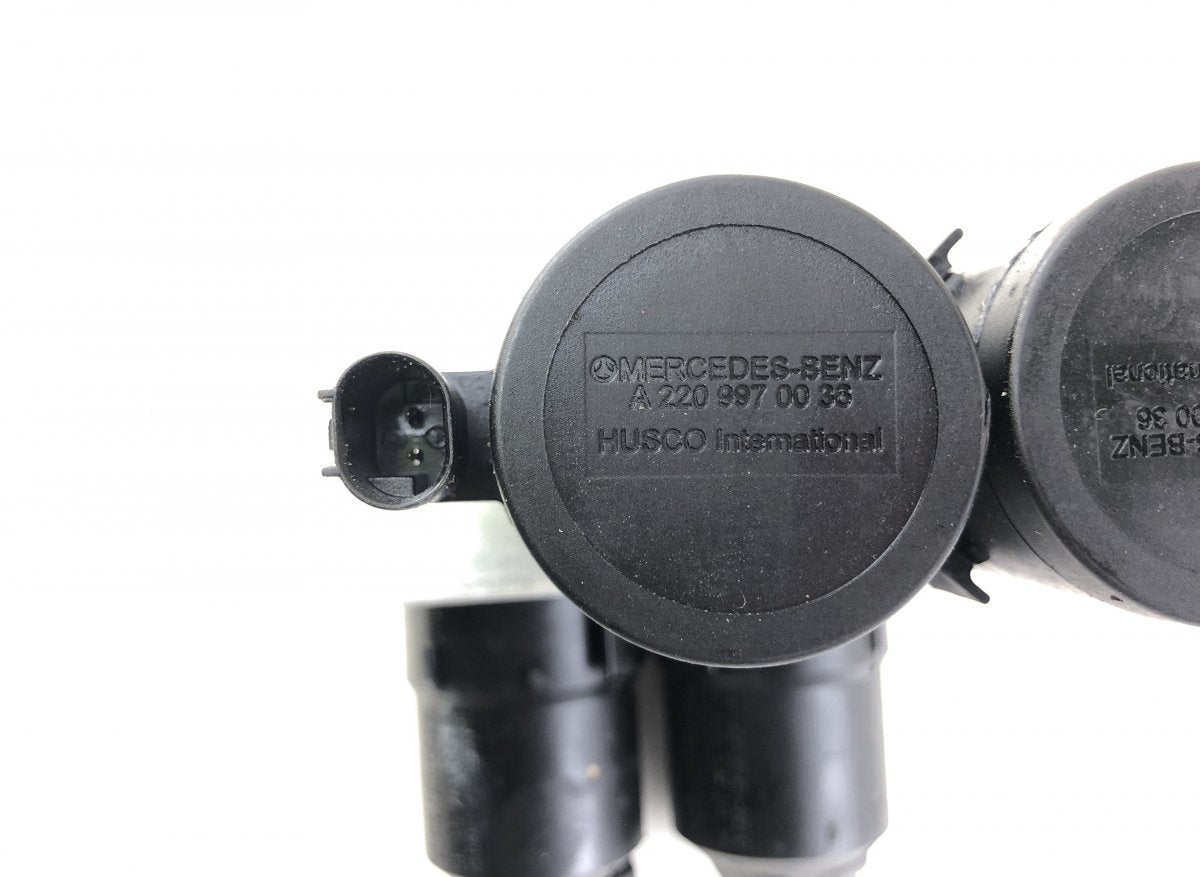 A2203200358 A2203201258 Air suspension / self-levelling suspension, other MERCEDES-BENZ SL-CLASS (R230) (2001-2012)