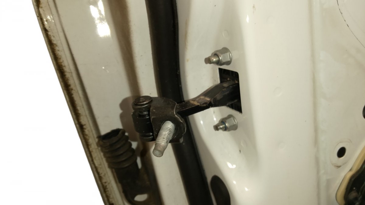 Door Front Right FORD FOCUS III (2010-2018)