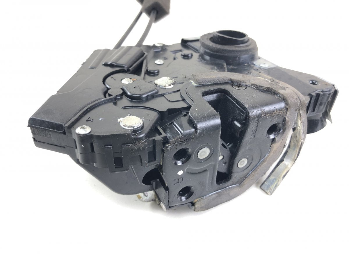 6904030A20 Set of door locks (latches) LEXUS GS III (2005-2011)