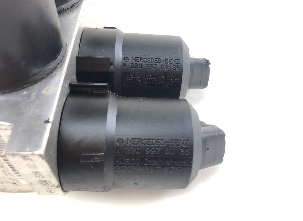 A2203200358 A2203201258 Air suspension / self-levelling suspension, other MERCEDES-BENZ SL-CLASS (R230) (2001-2012)