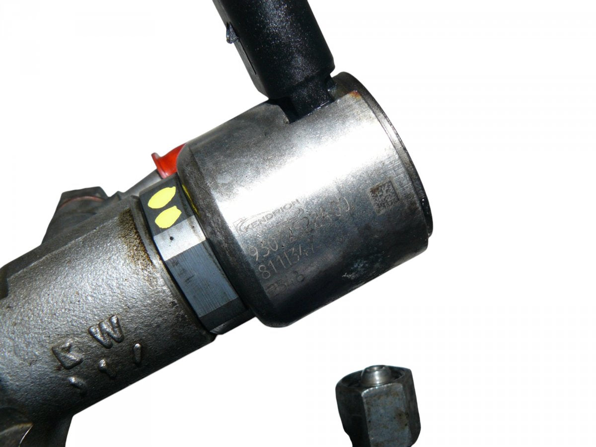 Fuel Distributor / fuel rail MERCEDES-BENZ E-CLASS (W212) (2009-2016)