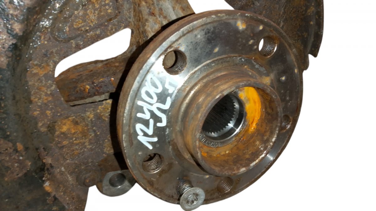 31451326 Wheel bearing housing front left VOLVO XC70 II (2007-2016)