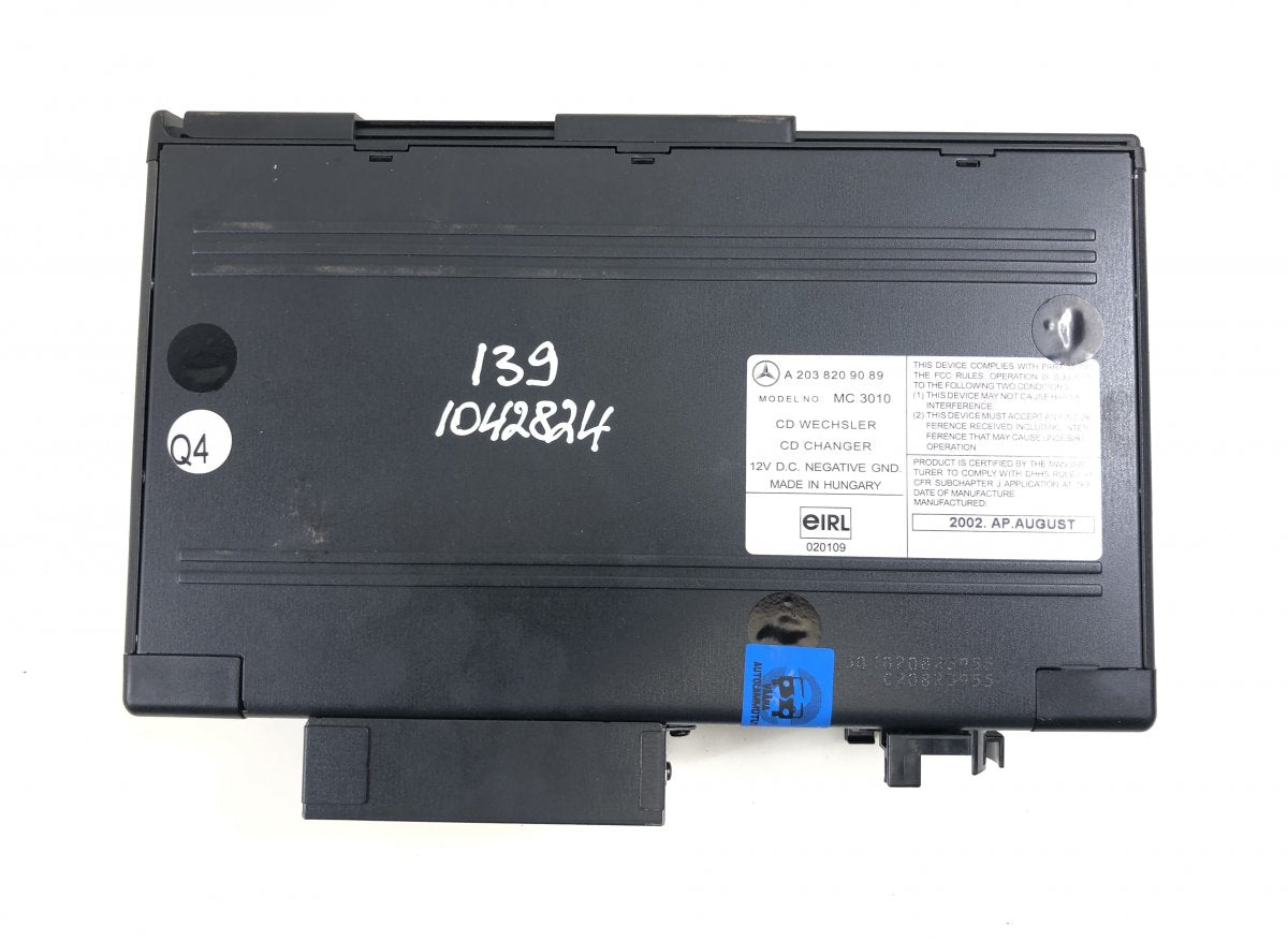 A2208274642 CD Changer MERCEDES-BENZ SL-CLASS (R230) (2001-2012)