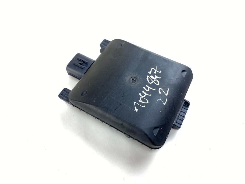 32254967 BLIND SPOT radar sensor VOLVO V60 II / S60 III (224, 225, 227) (2018-)