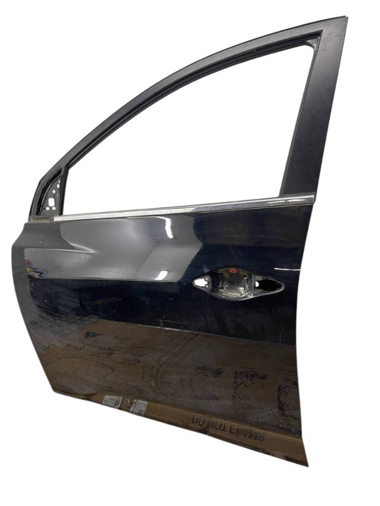 Door Front Left HYUNDAI TUCSON II / ix35 I (LM) (2009-2017)