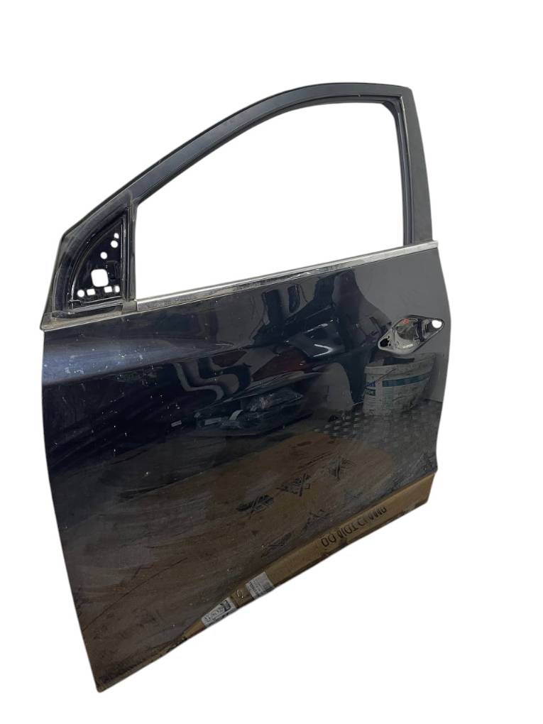 Door Front Left HYUNDAI TUCSON II / ix35 I (LM) (2009-2017)