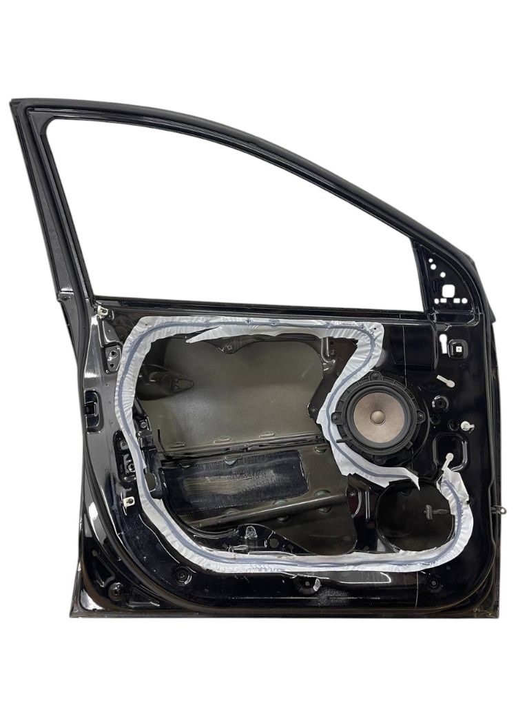 Door Front Left HYUNDAI TUCSON II / ix35 I (LM) (2009-2017)
