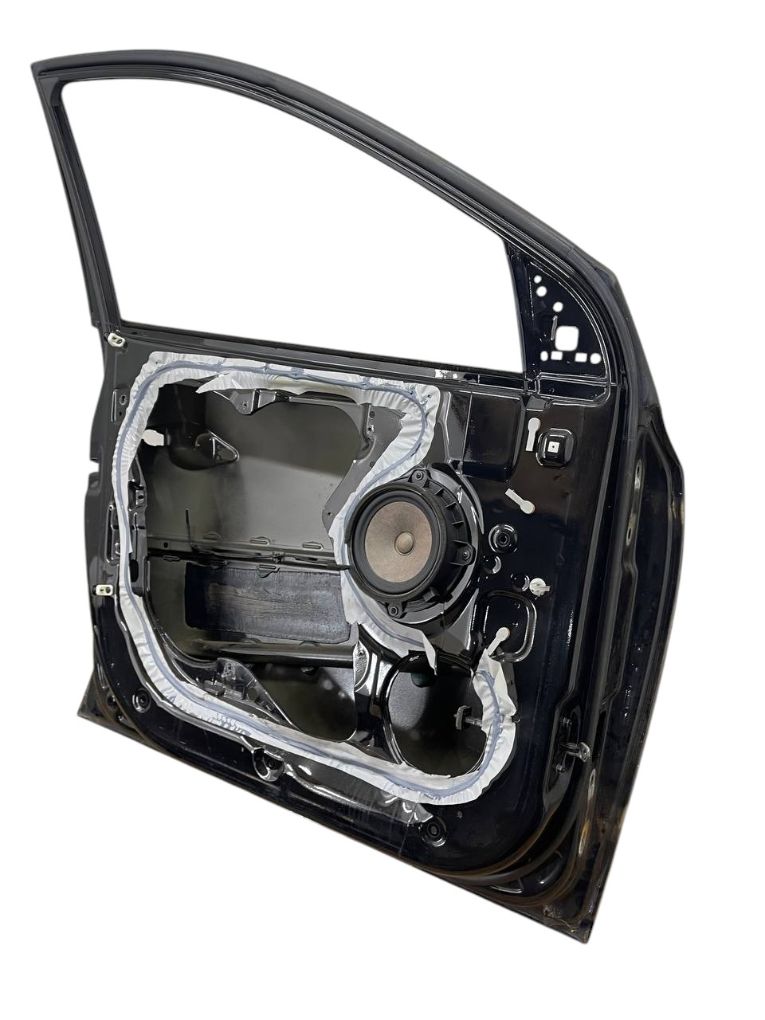 Door Front Left HYUNDAI TUCSON II / ix35 I (LM) (2009-2017)