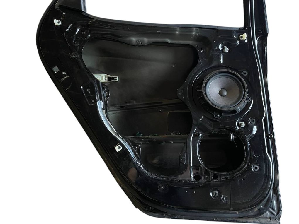 Door Rear Left HYUNDAI TUCSON II / ix35 I (LM) (2009-2017)