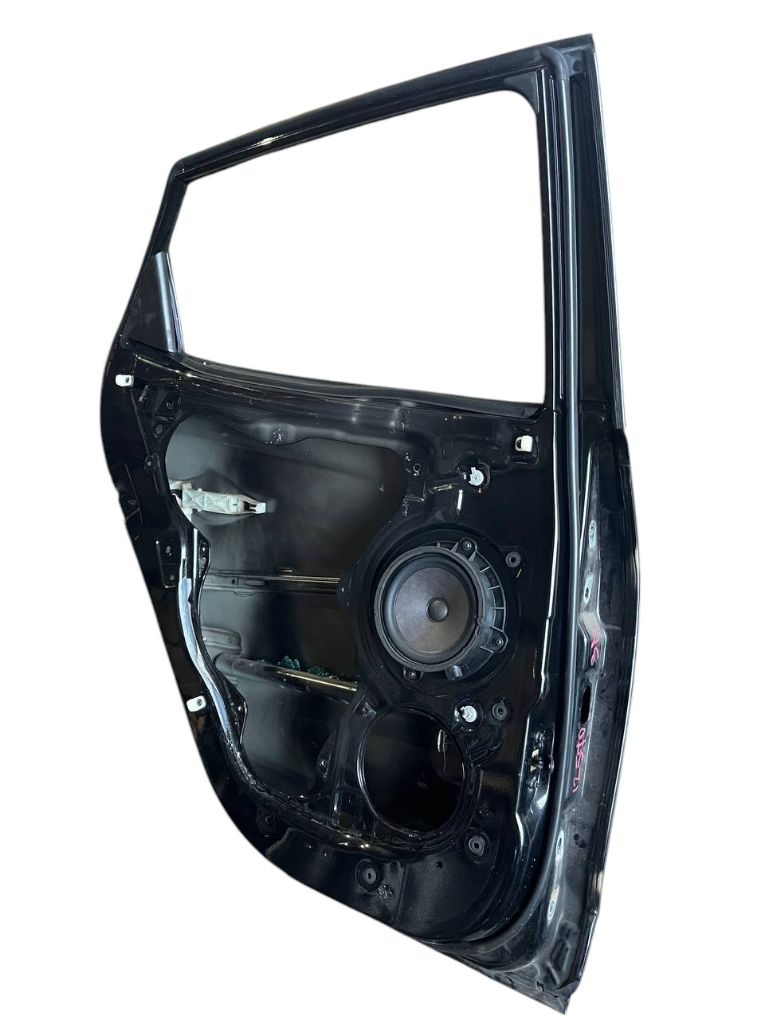 Door Rear Left HYUNDAI TUCSON II / ix35 I (LM) (2009-2017)