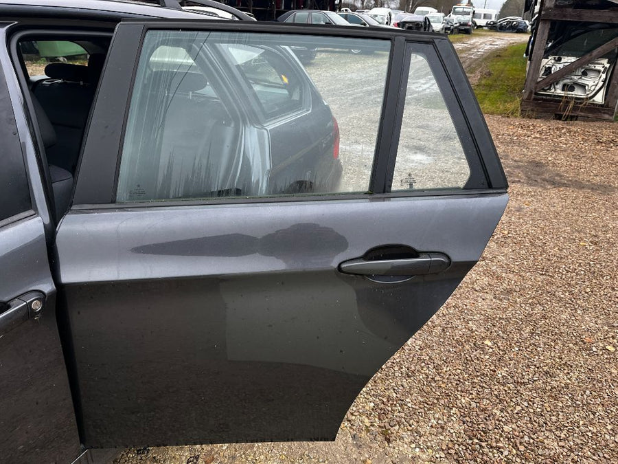 Door Rear Left BMW 3 (E90, E91, E92, E93) (2005-2011)