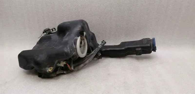 Mercedes E Class W212 Washer Fluid Reservoir A2048600960 Washer Fluid Reservoir -