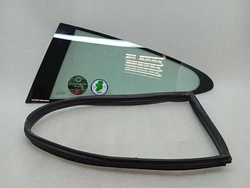 Porsche 911 996 Left Rear 1/4 Glass 99654311103 Door Window 1/4 Rear LH-
