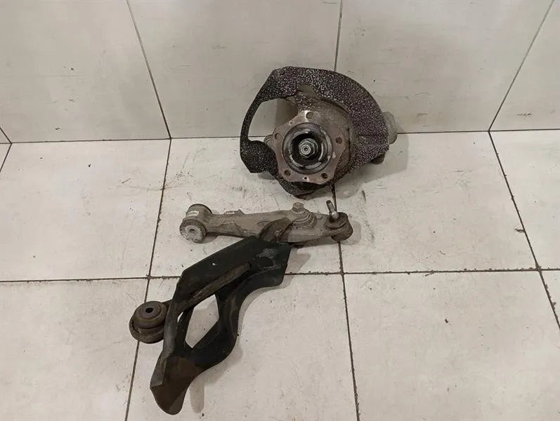 Porsche Cayman 718 Left Front Hub 99134115706 Wheel Bearing Housing Front Left SET-