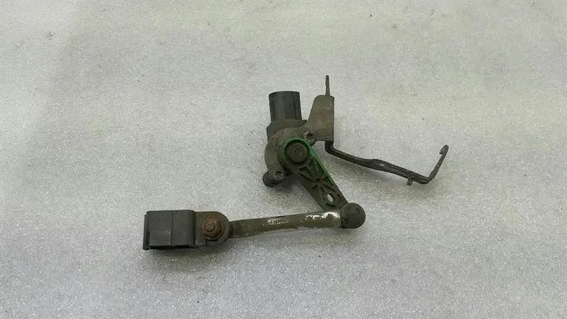 Porsche 911 991 Front Left Level Sensor 99163138100 Level Sensor Front Left-