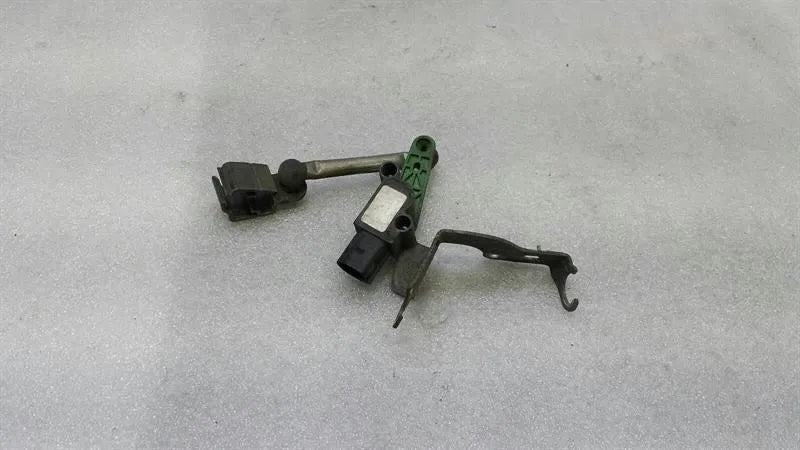 Porsche 911 991 Front Left Level Sensor 99163138100 Level Sensor Front Left-