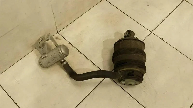 Mercedes CLS W219 rear air suspension A2113201225 rear right air suspension-