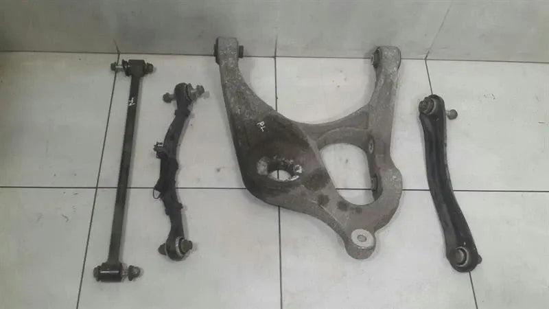 Mercedes ML W166 left rear wishbone A1663500906 rear left wishbone set-