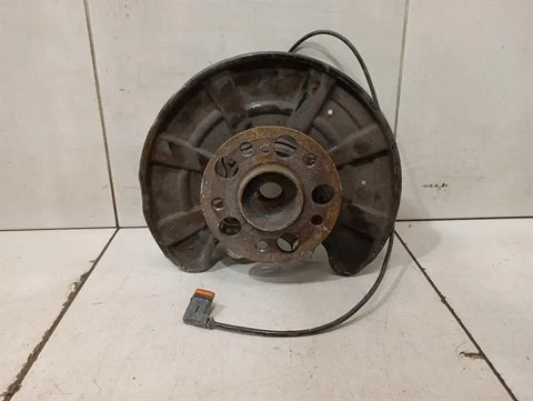 Mercedes SLK R172 Left Rear Hub A1723507700 Wheel Bearing Housing Rear Left -
