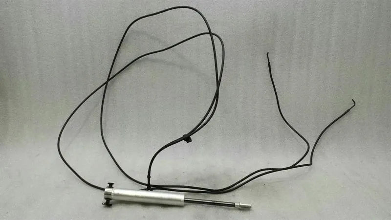 Mercedes E Class W238 Right Hydraulic Cylinder A2178002800 Hydraulic Cylinder RE-