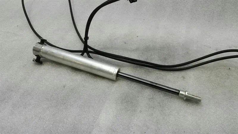 Mercedes E Class W238 Right Hydraulic Cylinder A2178002800 Hydraulic Cylinder RE-