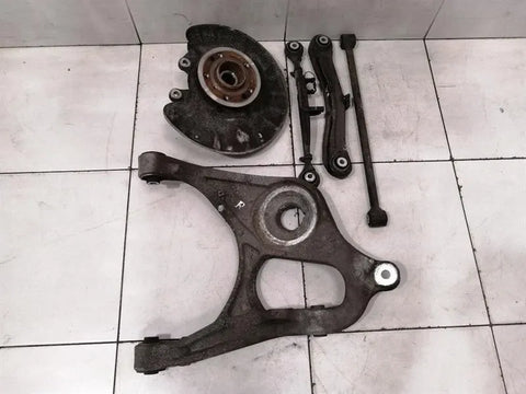 Mercedes GLS X166 GLS63 AMG Rear Hub A1663500208 Wheel Bearing Housing Rear Right -