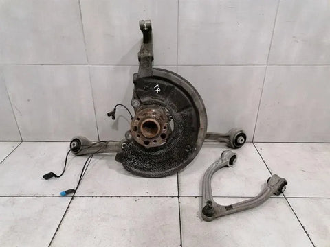 Mercedes CL63 AMG W217 Right Front Hub A2223322001 Wheel Bearing Housing Front Right-