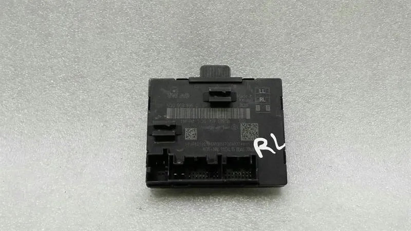 Audi RS3 8V rear left door electronic module 5Q09595D control unit rear door-