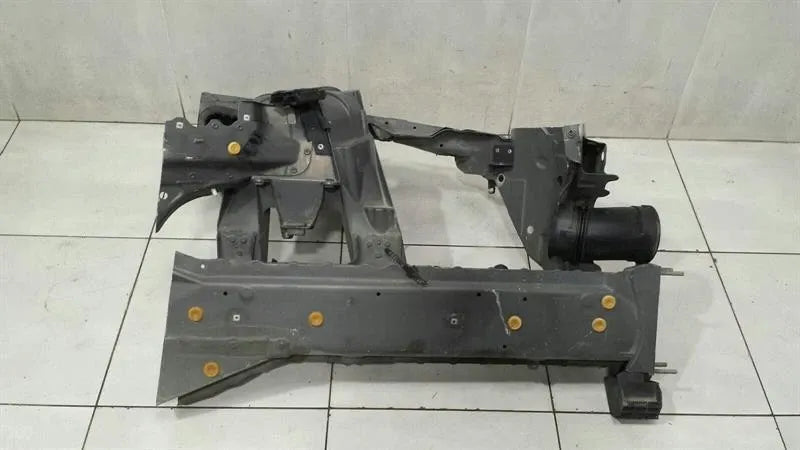 BMW 6 Series E63 Left Front Chassis Leg 41117120871 Left Front Wheel Arch-