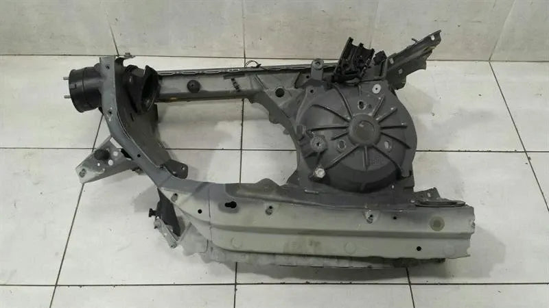 BMW 6 Series E63 Left Front Chassis Leg 41117120871 Left Front Wheel Arch-