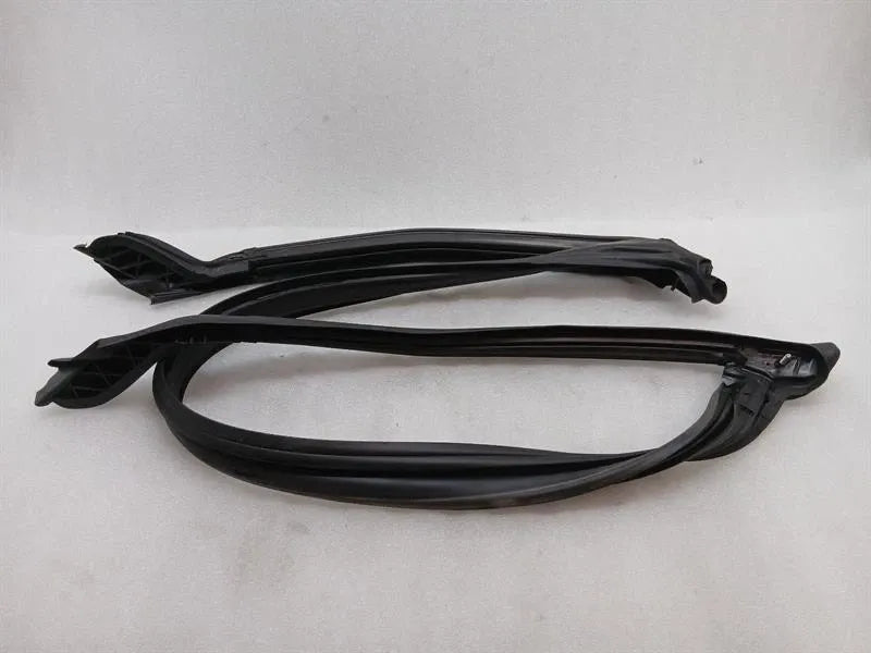 Chevrolet Corvette C7 Grand Sport Roof Seal 246649263 Door Seal-
