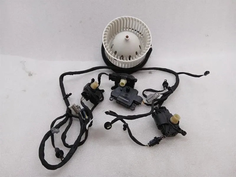 Chevrolet Corvette C7 Grand Sport Heater Blower 23456469 Engine Heater Blower-