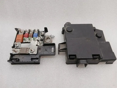 Ferrari 488 F142M front fuse box 307439 fuse box front battery ECU-