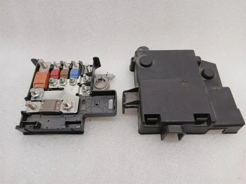 Ferrari 488 F142M front fuse box 307439 fuse box front battery ECU-