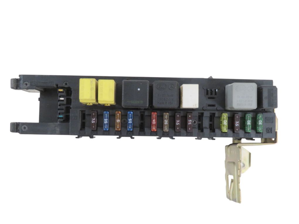 A2035453301 2035453301 A2035453801 2035453801 A2035453401 2035453401 A2035454701 Fuse box MERCEDES-BENZ C-CLASS (W203, CL203) (2000-2011)