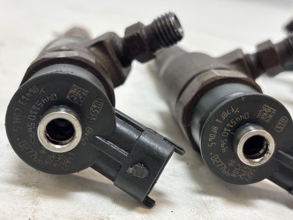 0445110566 0986446008 Fuel injector set CITROËN C4 II (B7) (2009-2018)
