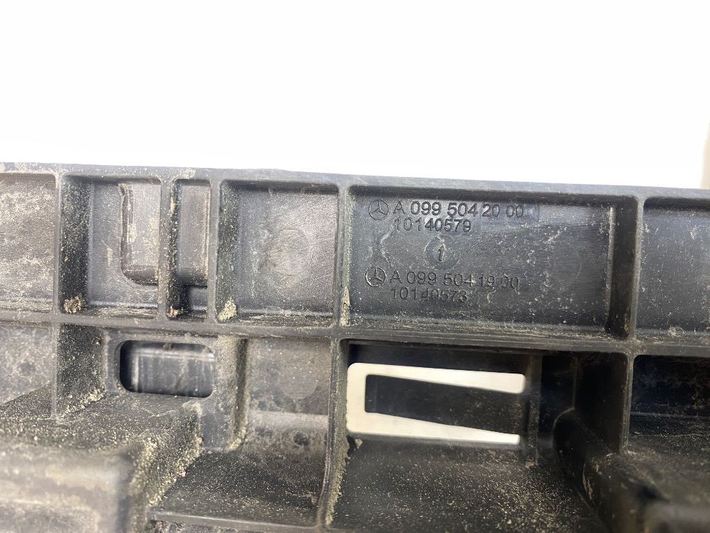 A2135011100 Radiator shroud MERCEDES-BENZ E-CLASS (W213) (2016-2023)