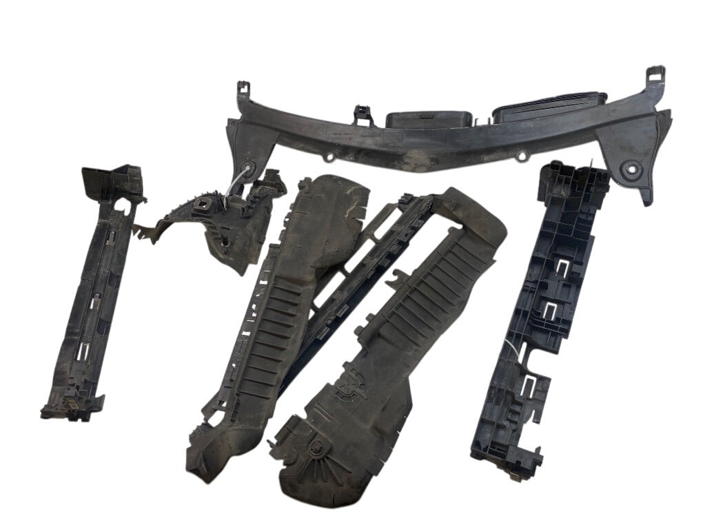 A2135011100 Radiator shroud MERCEDES-BENZ E-CLASS (W213) (2016-2023)