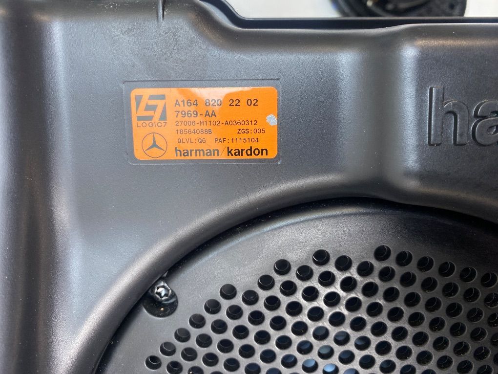 A1648202202 Set of loudspeakers MERCEDES-BENZ ML-CLASS (W164) (2005-2011)