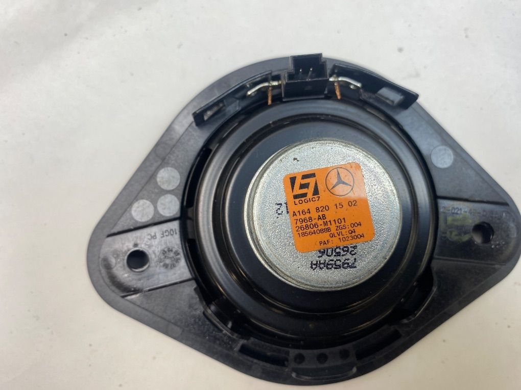 A1648202202 Set of loudspeakers MERCEDES-BENZ ML-CLASS (W164) (2005-2011)