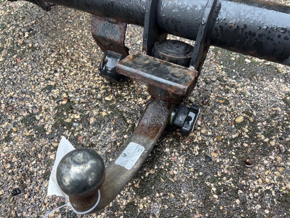 A1643100256 A1643102104 Towbar MERCEDES-BENZ ML-CLASS (W164) (2005-2011)