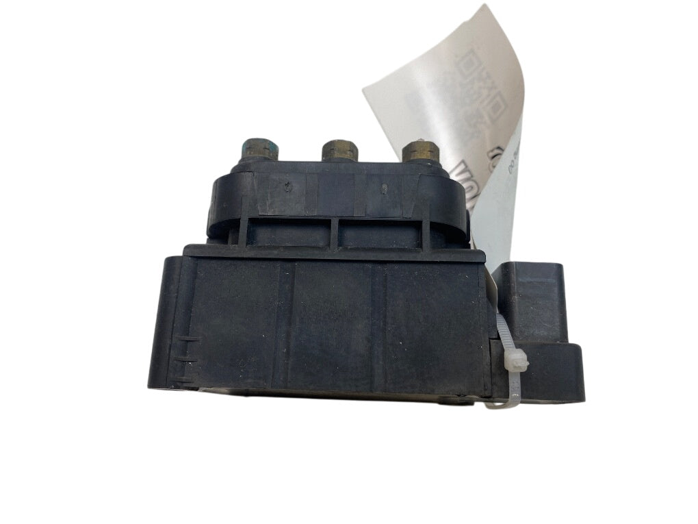 A2123200358 Air suspension valve block MERCEDES-BENZ ML-CLASS (W164) (2005-2011)