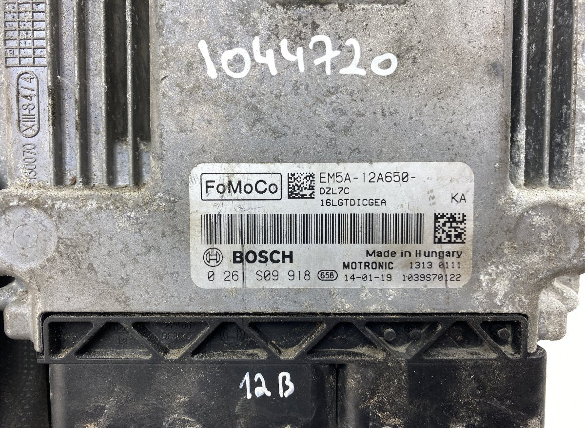 0261S09918 Engine Control Unit / module (ECU) FORD FOCUS III (2010-2018)