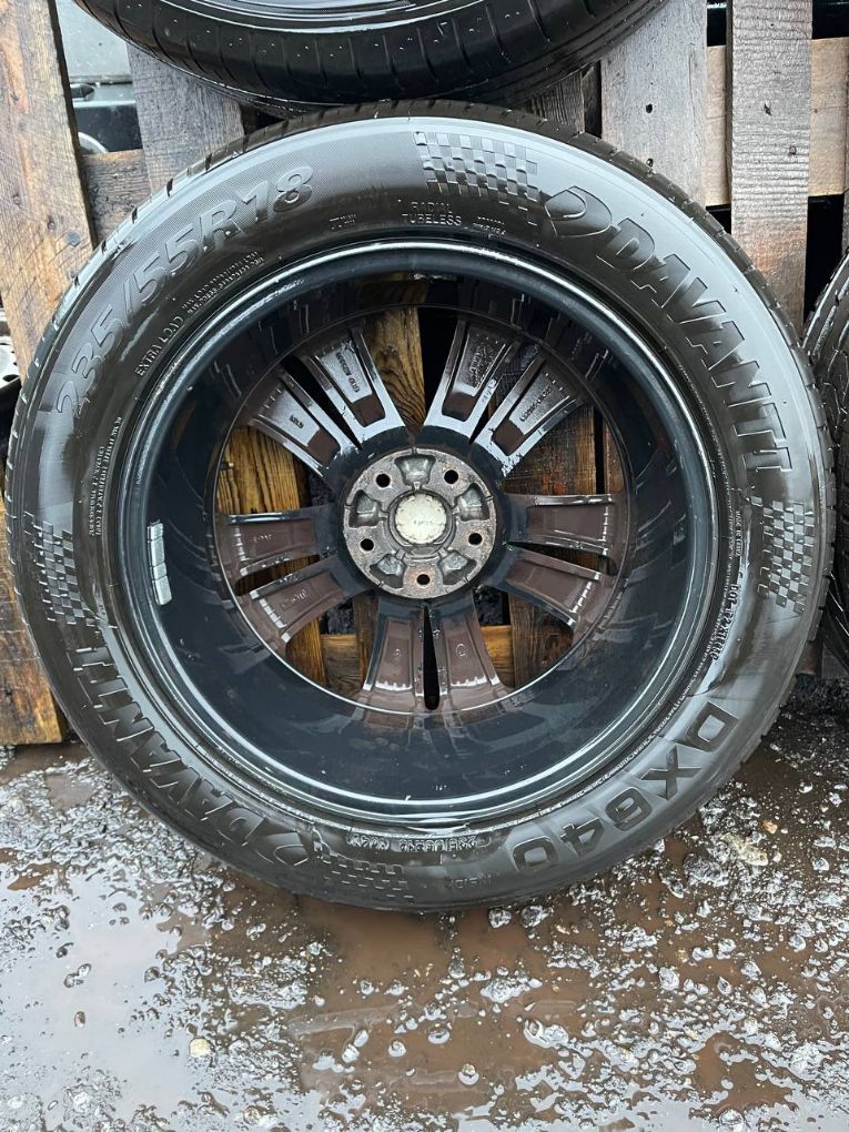 7JX18 ET40.5 D67.1 5X114.3 Rim set With Tyres 4 pcs KIA SPORTAGE III (SL) (2010-2015)