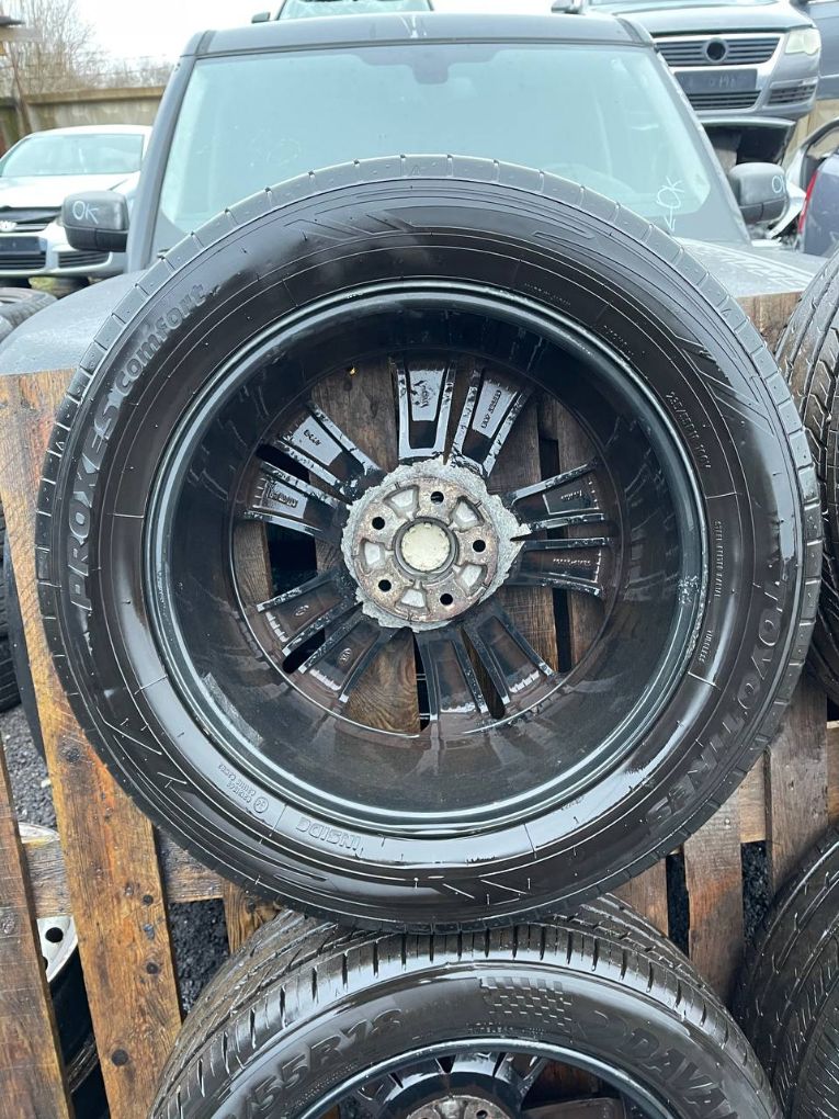 7JX18 ET40.5 D67.1 5X114.3 Rim set With Tyres 4 pcs KIA SPORTAGE III (SL) (2010-2015)