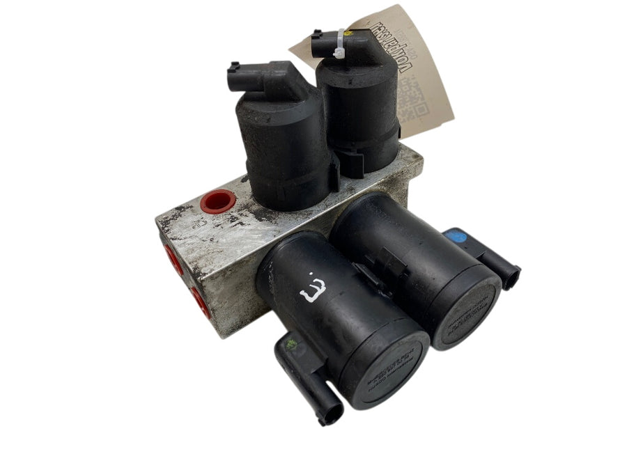 A2203200358 A2203201258 Air suspension / self-levelling suspension, other MERCEDES-BENZ SL-CLASS (R230) (2001-2012)